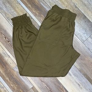 NWOT• Victoria Secret • Joggers • Medium